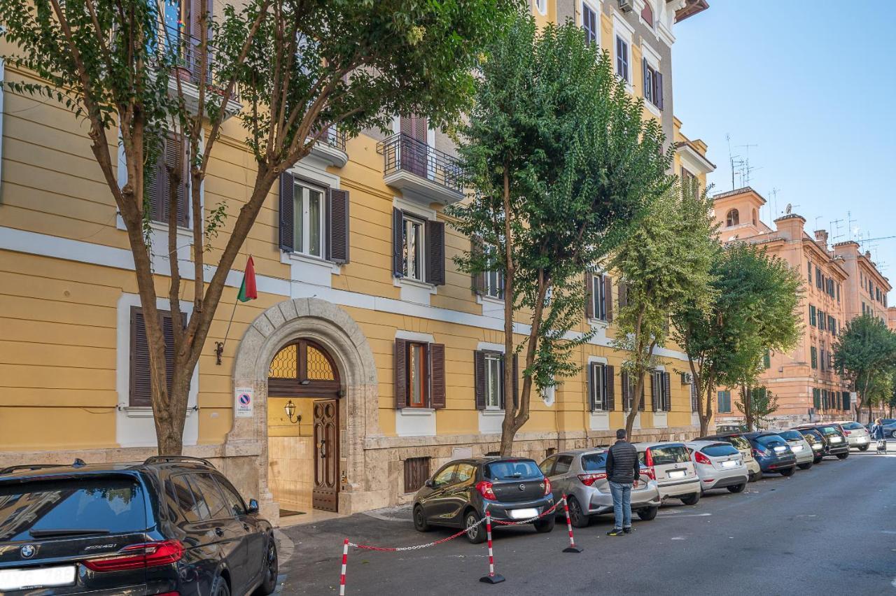 Cesare Apartment Vatican Museums روما المظهر الخارجي الصورة
